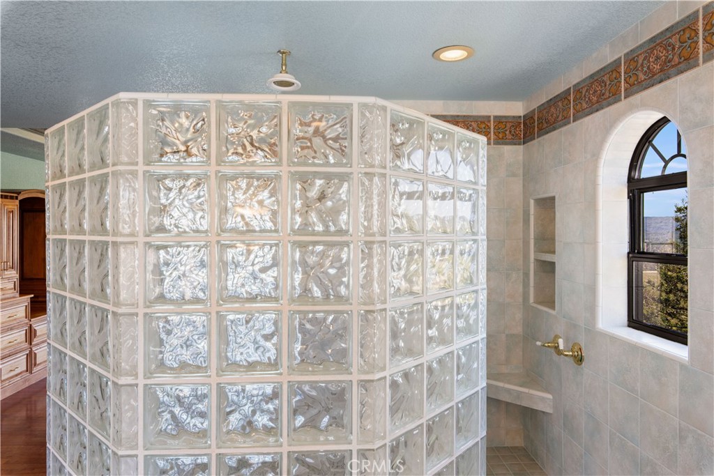 MLS #LC26072585 image #29