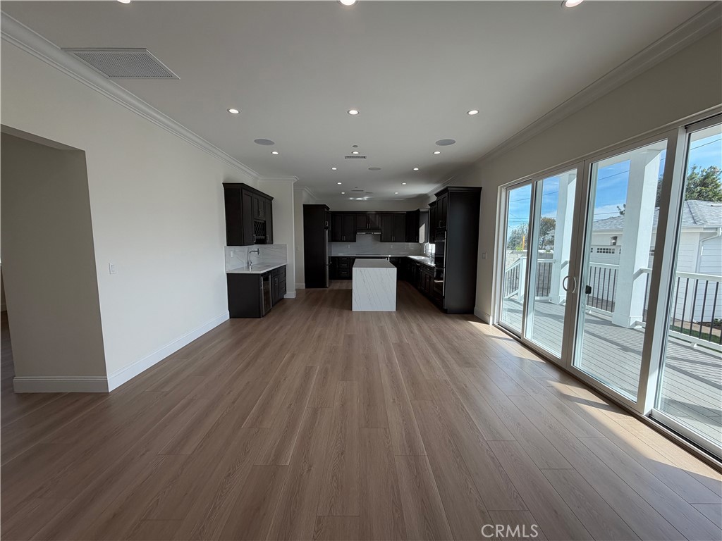 MLS #MB26033490 image #10