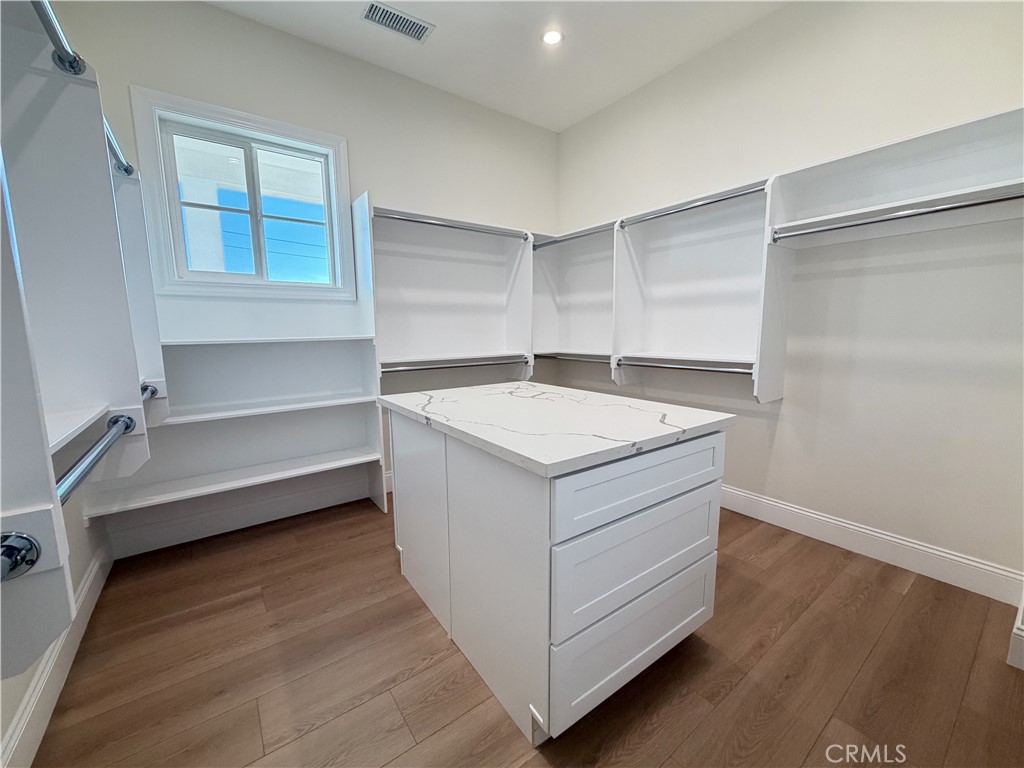 MLS #MB26033490 image #21