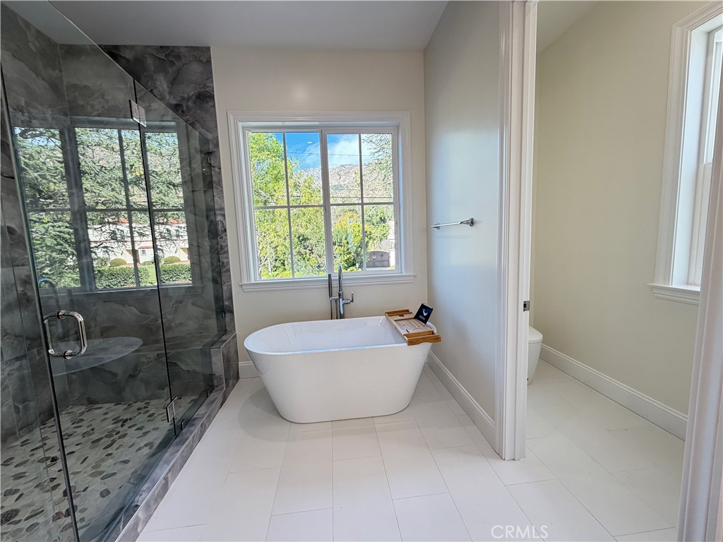 MLS #MB26033490 image #25