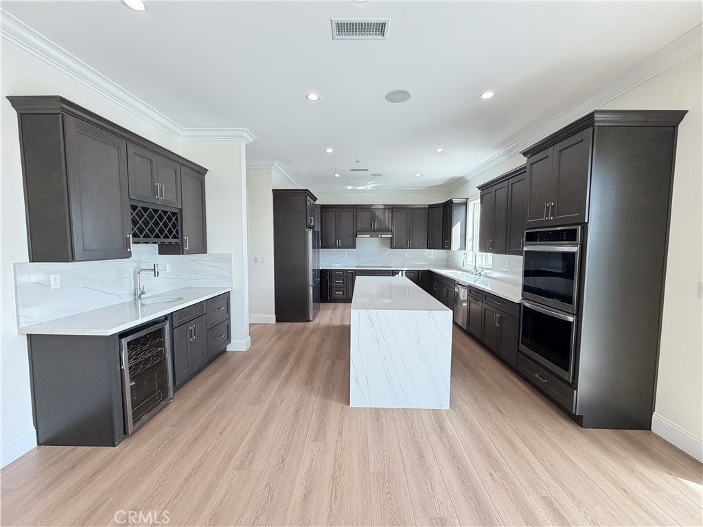 MLS #MB26033490 image #7