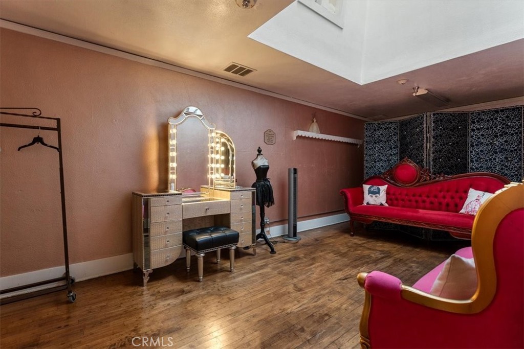 MLS #MB26039343 image #20