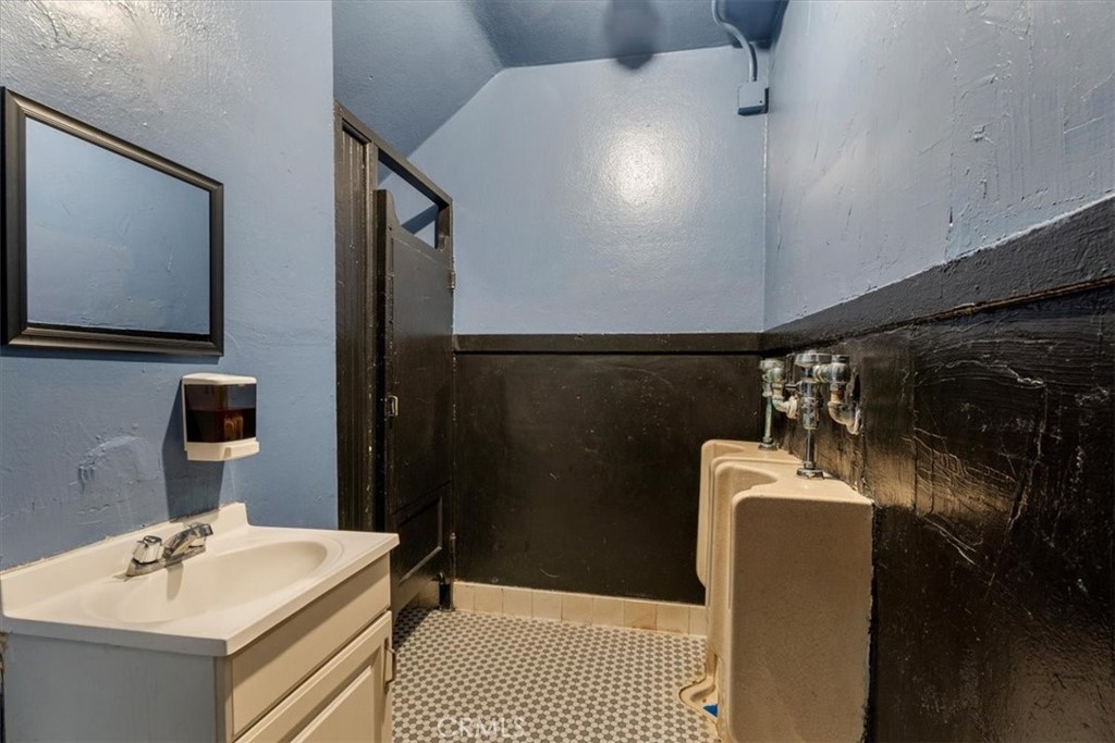 MLS #MB26039343 image #26