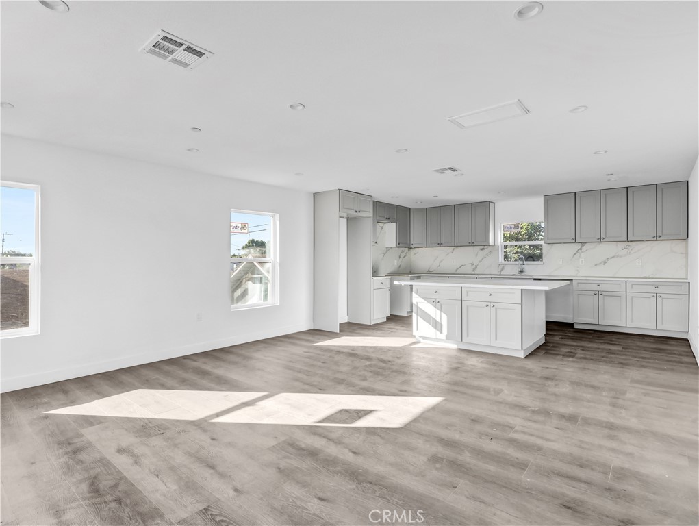 MLS #MB26052860 image #11