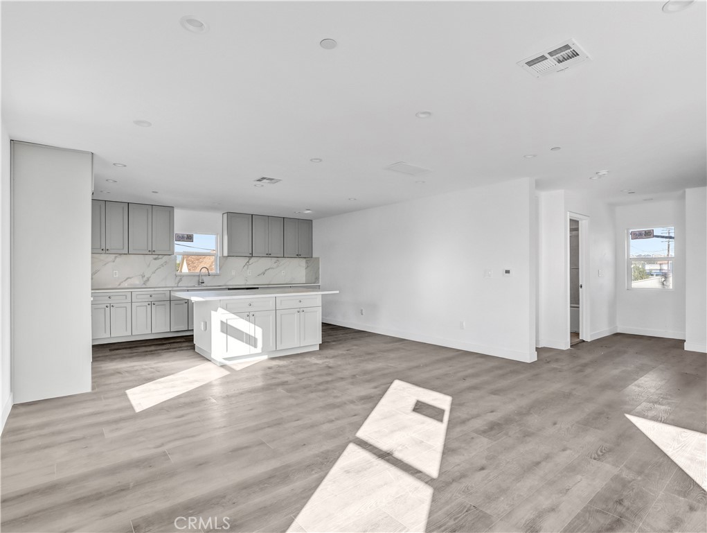 MLS #MB26052860 image #12