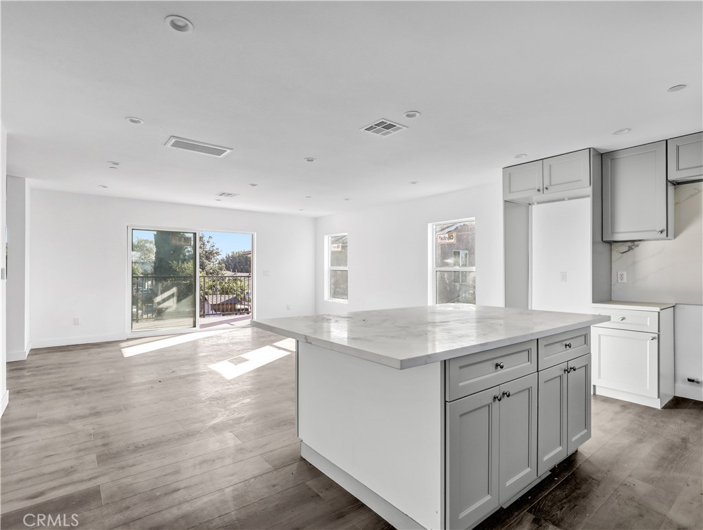 MLS #MB26052860 image #15