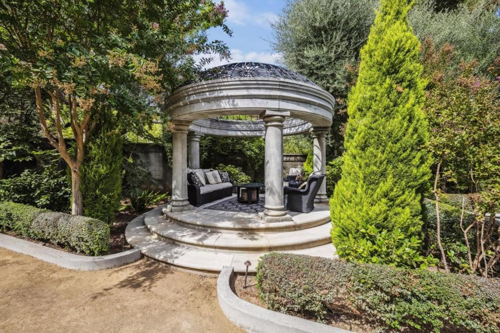 MLS #ML81995747 image #97