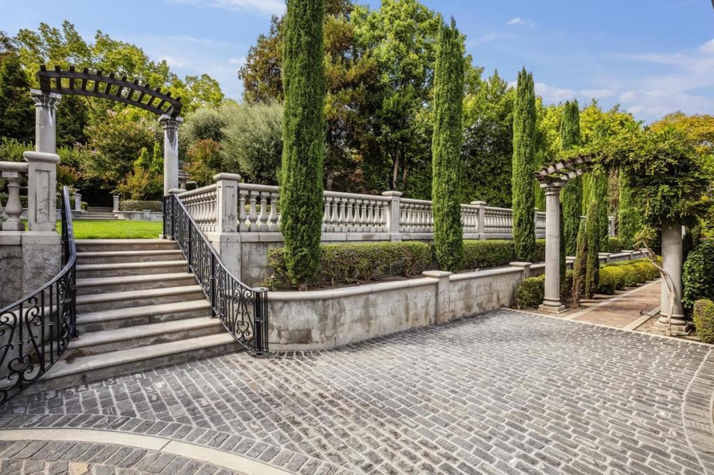 MLS #ML81995747 image #99