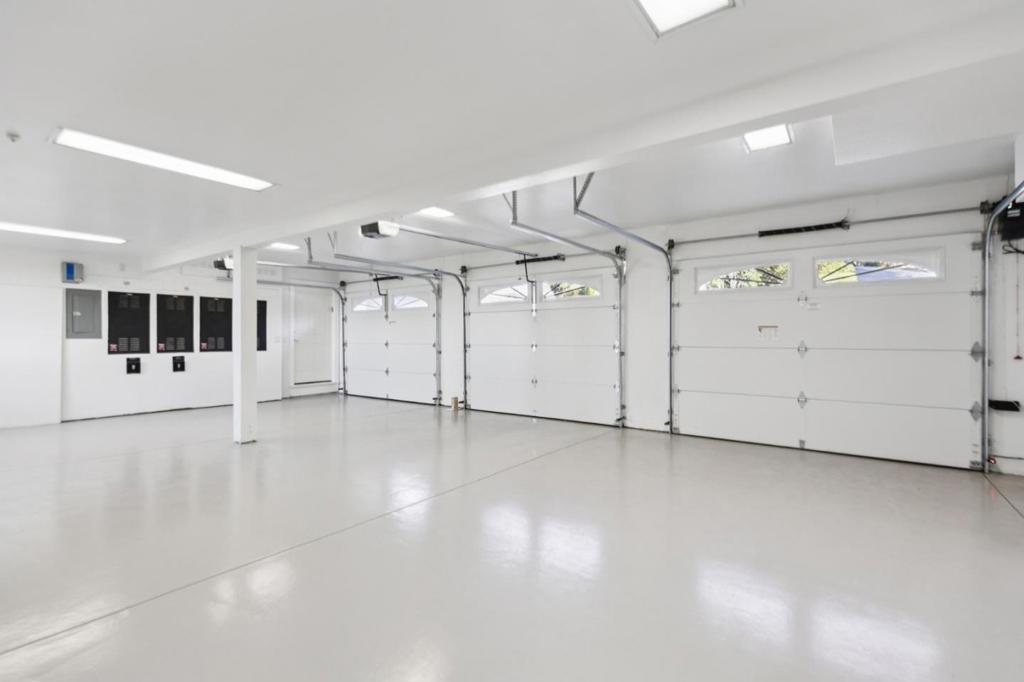 MLS #ML82017888 image #95