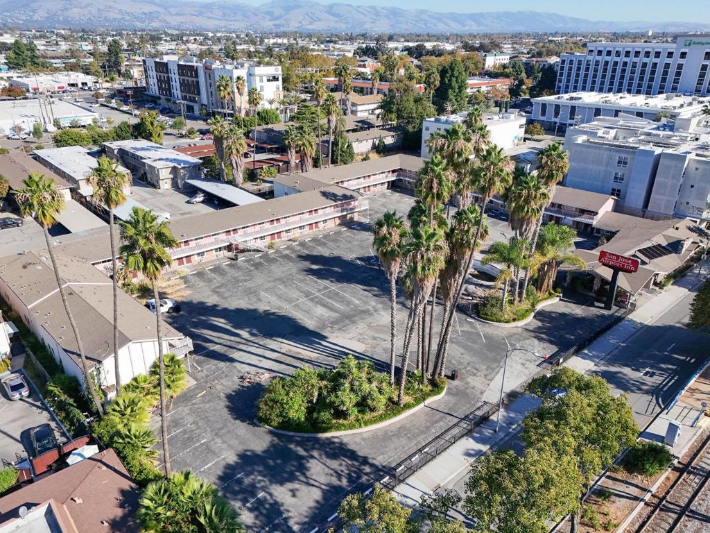 MLS #ML82026193 image #2