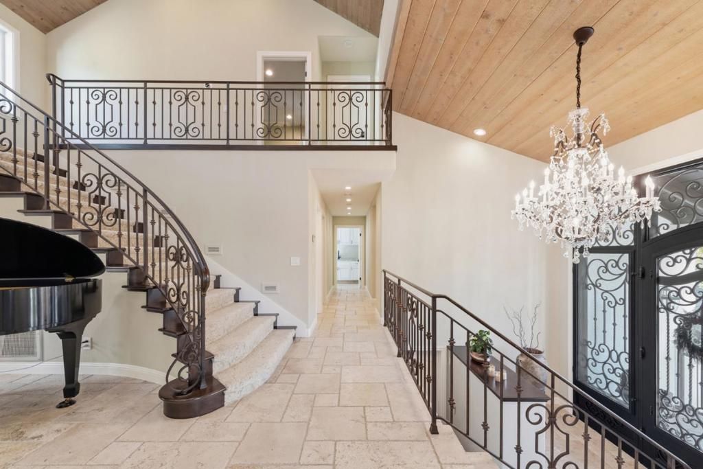 MLS #ML82030857 image #3