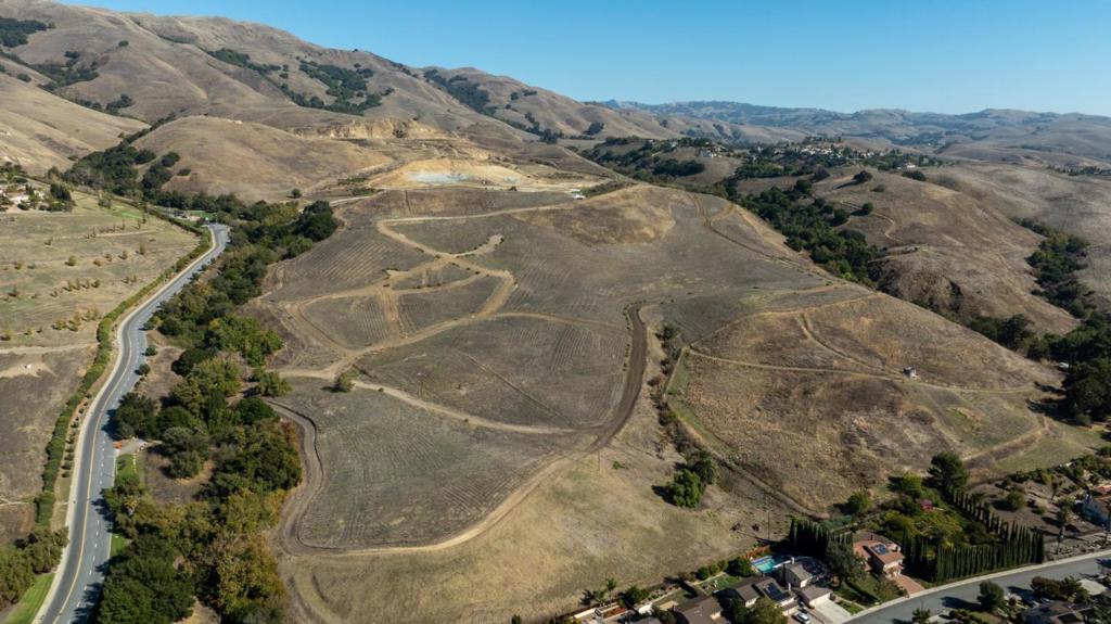 MLS #ML82030900 image #0