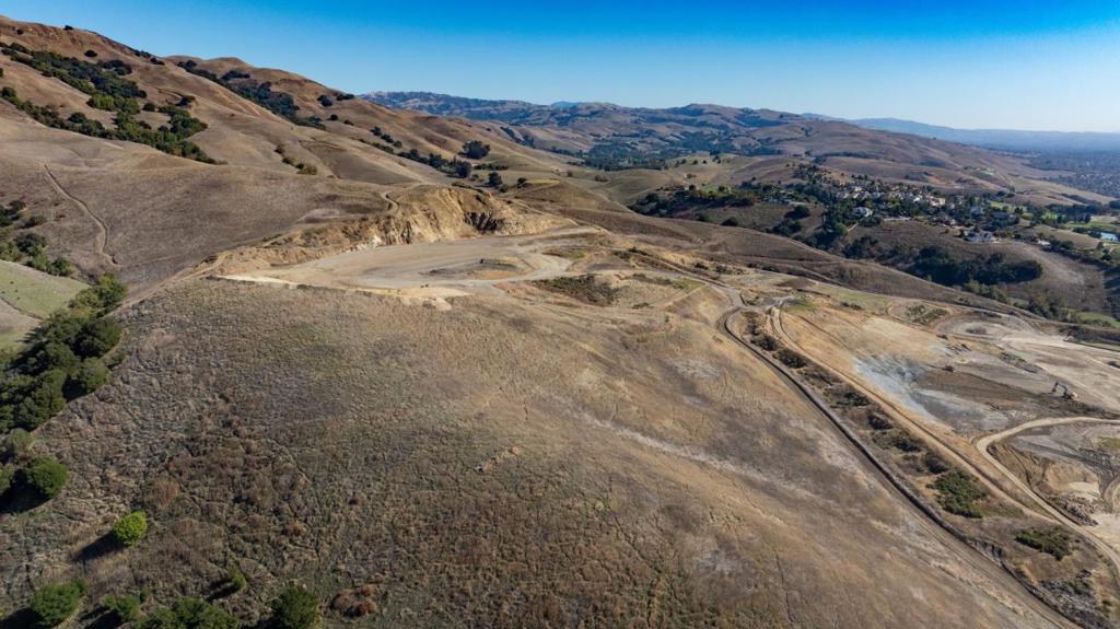 MLS #ML82030900 image #24