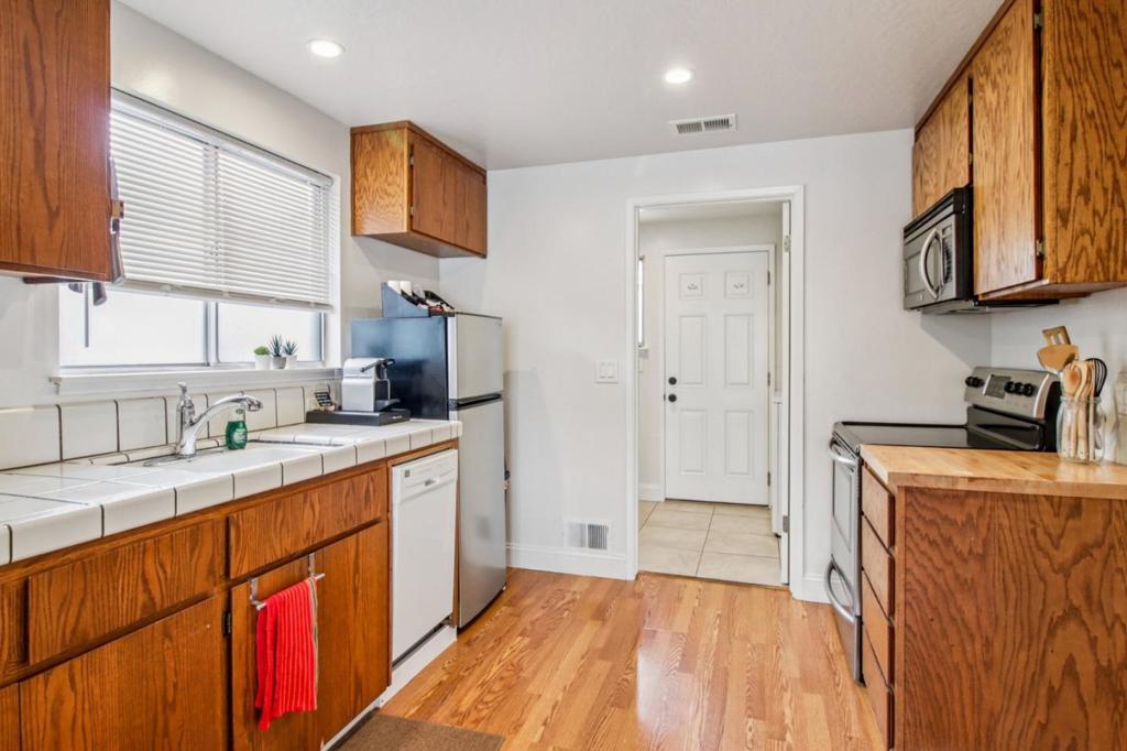 MLS #ML82034859 image #43