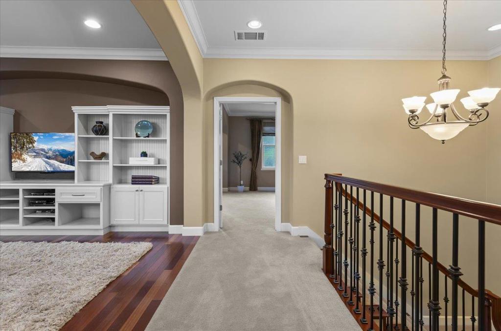 MLS #ML82035013 image #32