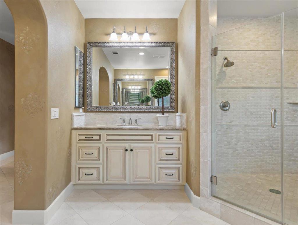 MLS #ML82035013 image #44