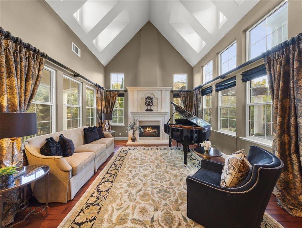 MLS #ML82035013 image #6