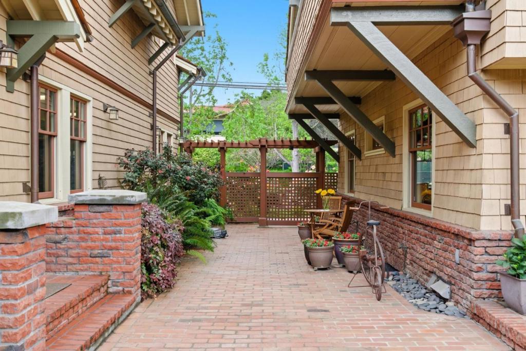 MLS #ML82035413 image #18