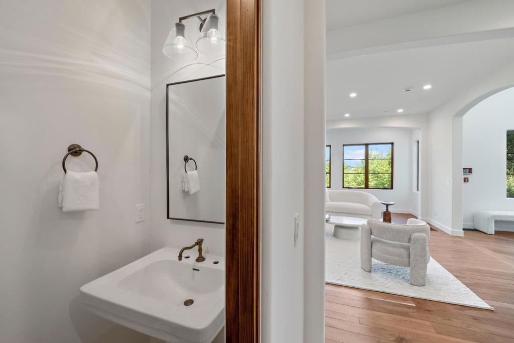 MLS #ML82036378 image #11