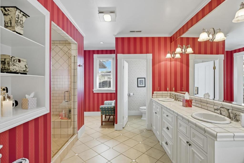 MLS #ML82036838 image #37