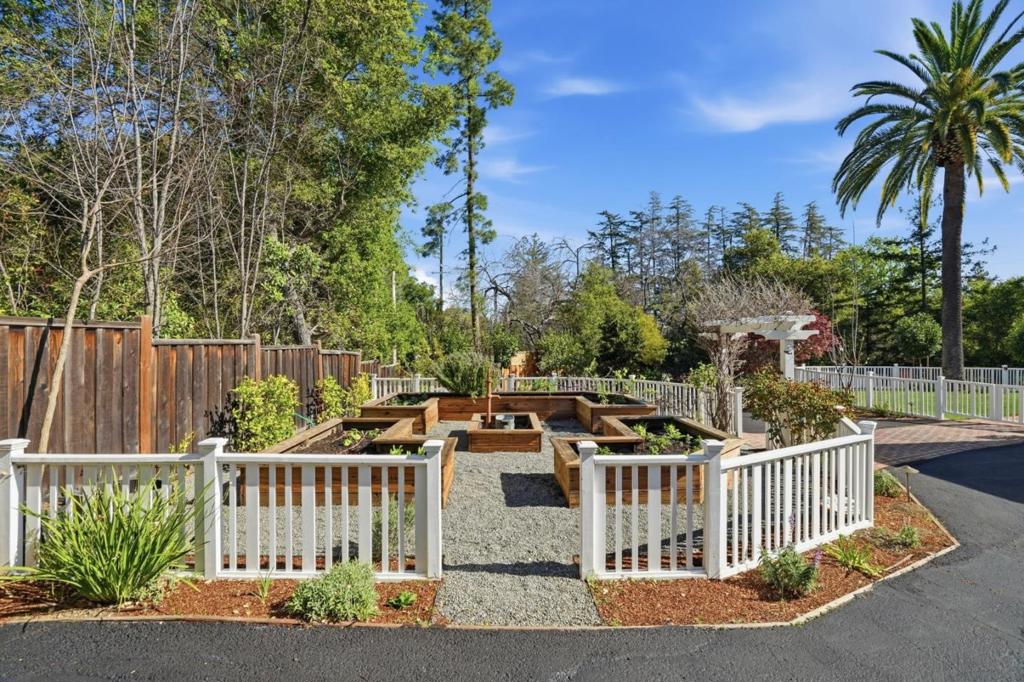 MLS #ML82036971 image #6