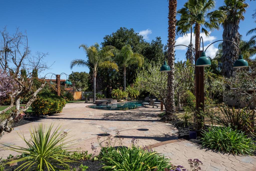 MLS #ML82037021 image #50