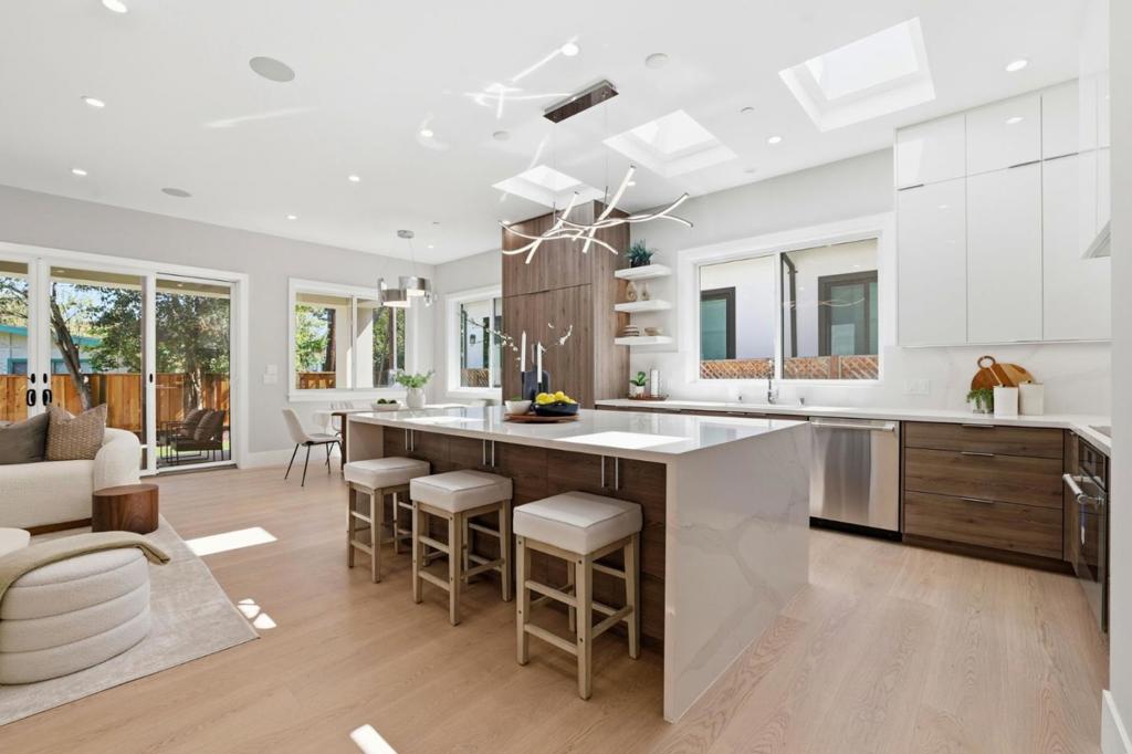 MLS #ML82037640 image #5