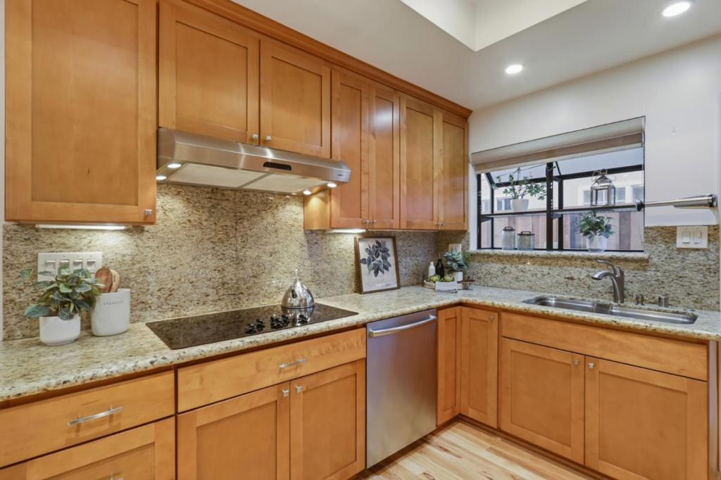 MLS #ML82038678 image #24