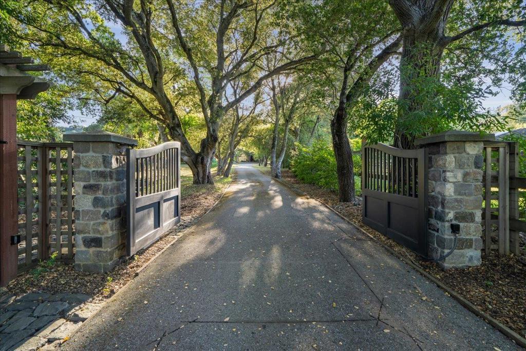 MLS #ML82038785 image #1