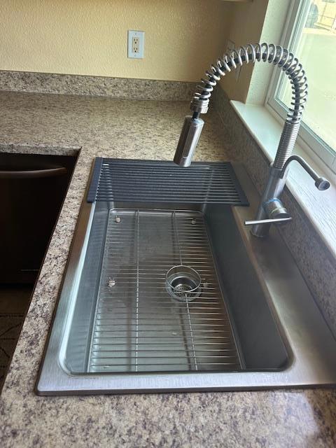 MLS #ML82016884 image #5