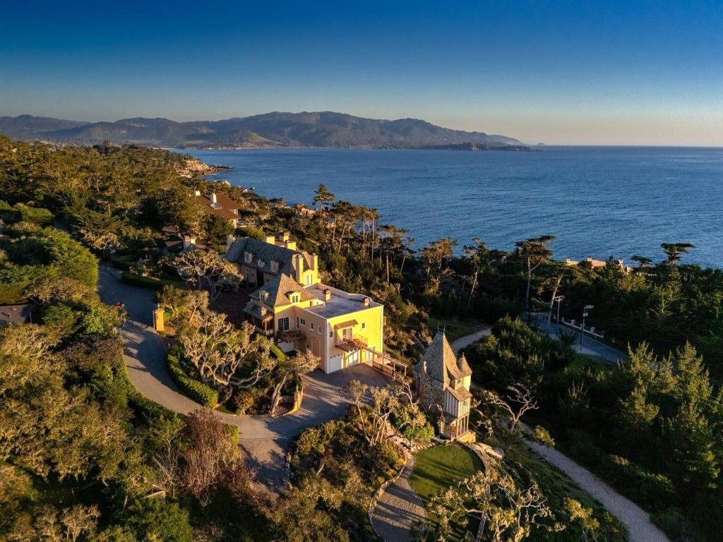 MLS #ML82039620 image #1