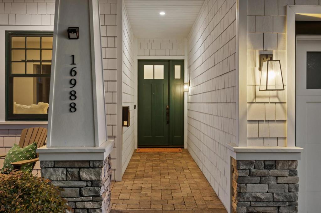 MLS #ML82039850 image #2