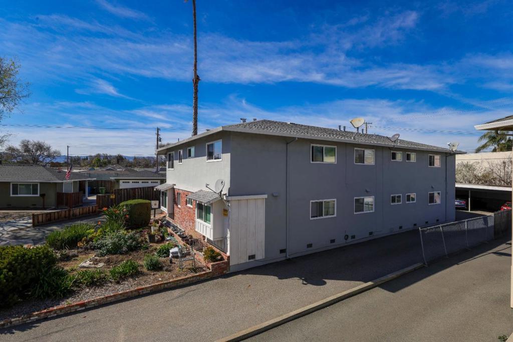 MLS #ML82040017 image #2