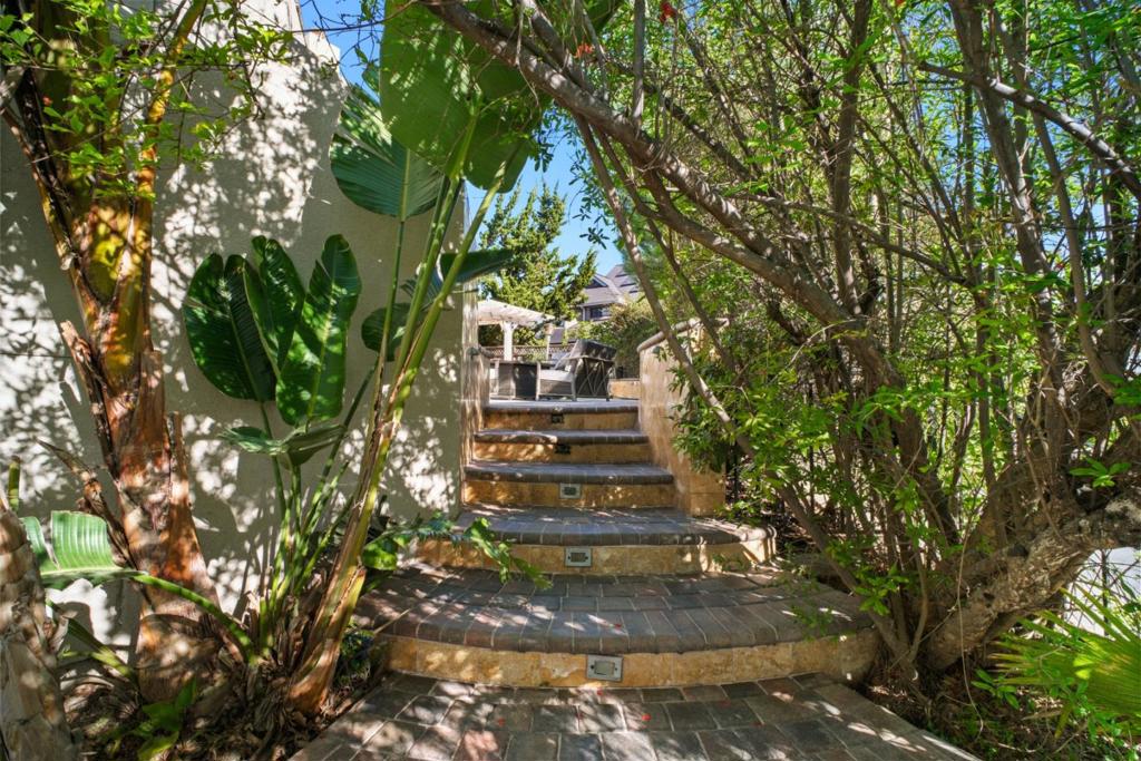 MLS #ML82040320 image #9