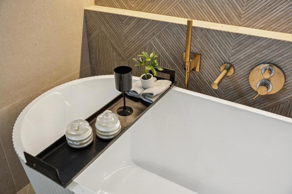 MLS #ML82040540 image #46