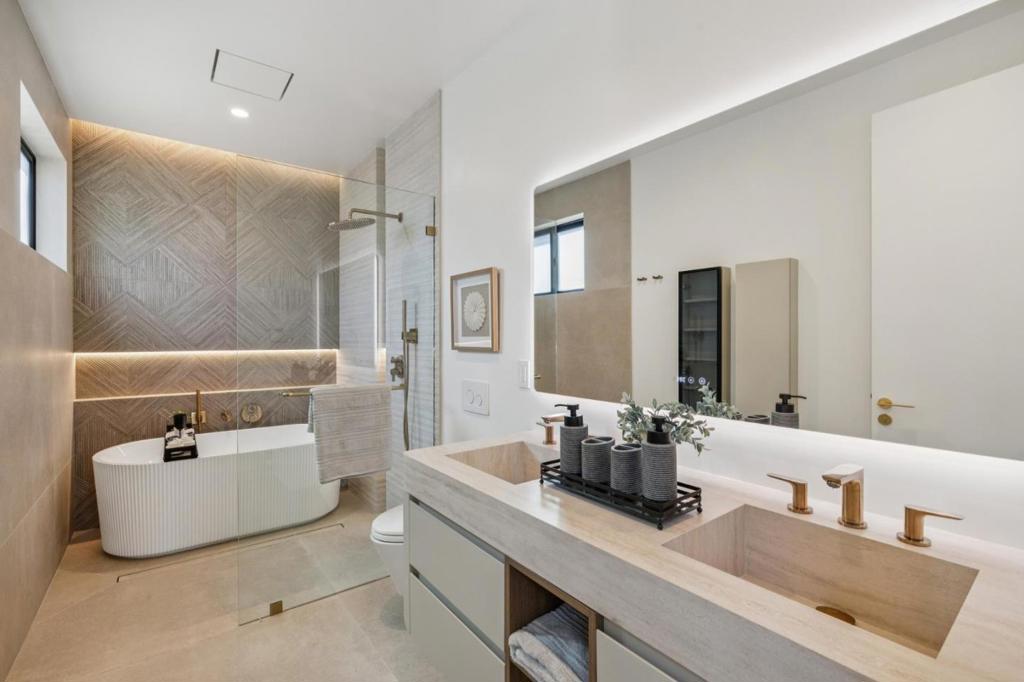 MLS #ML82040540 image #48