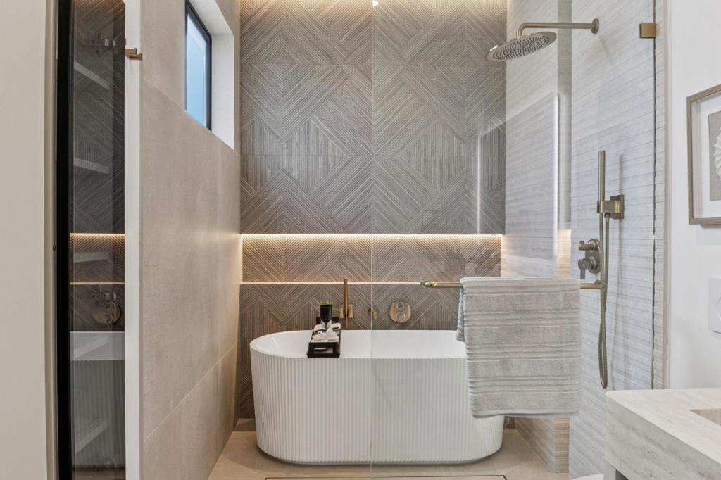 MLS #ML82040540 image #49