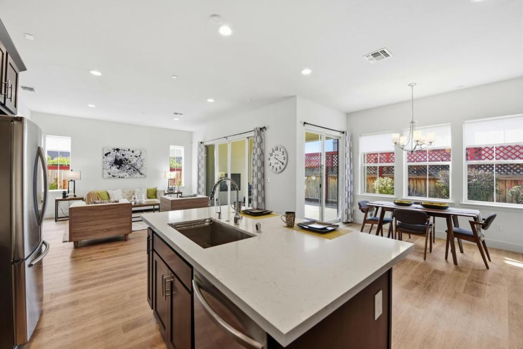 MLS #ML82040561 image #22