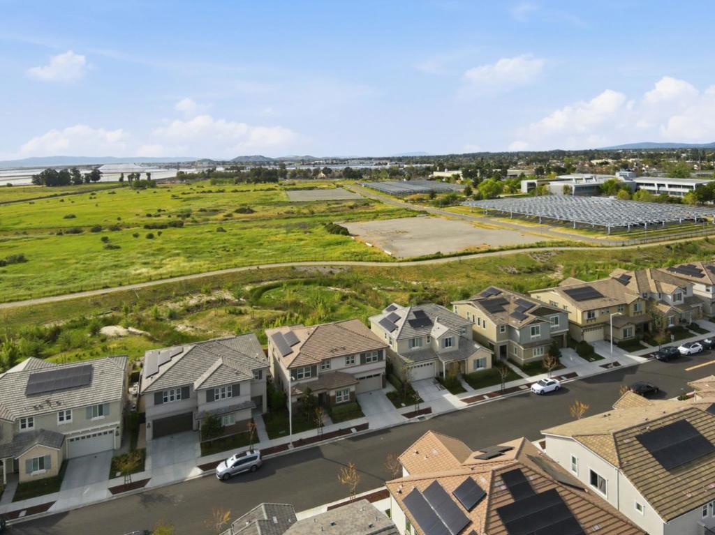 MLS #ML82040561 image #84