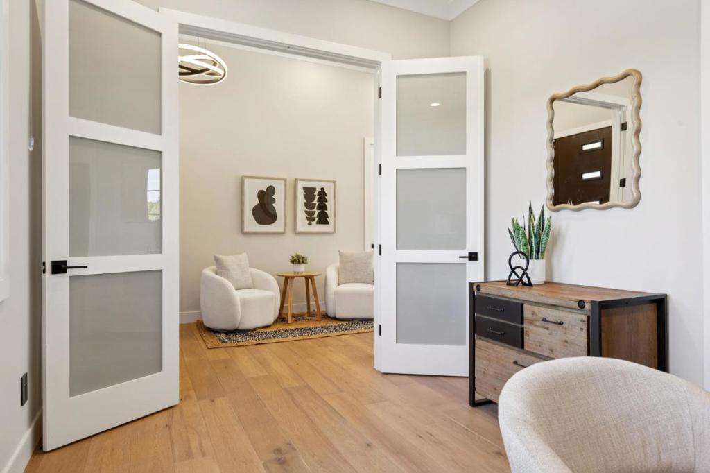 MLS #ML82040673 image #4