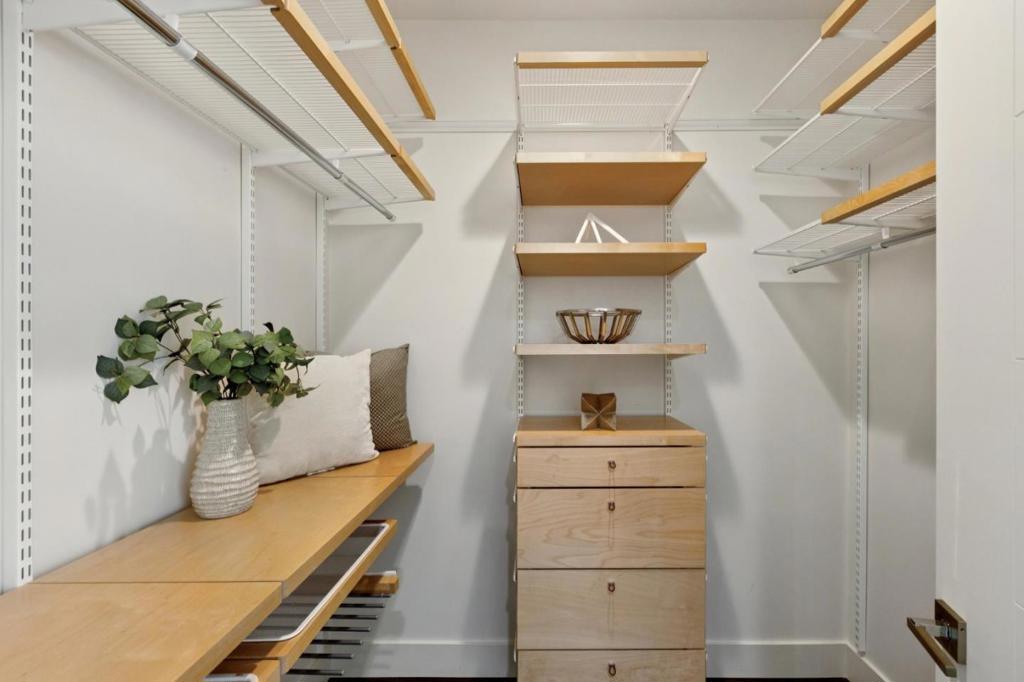 MLS #ML82040675 image #16