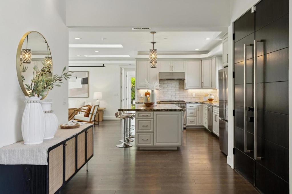 MLS #ML82040675 image #5