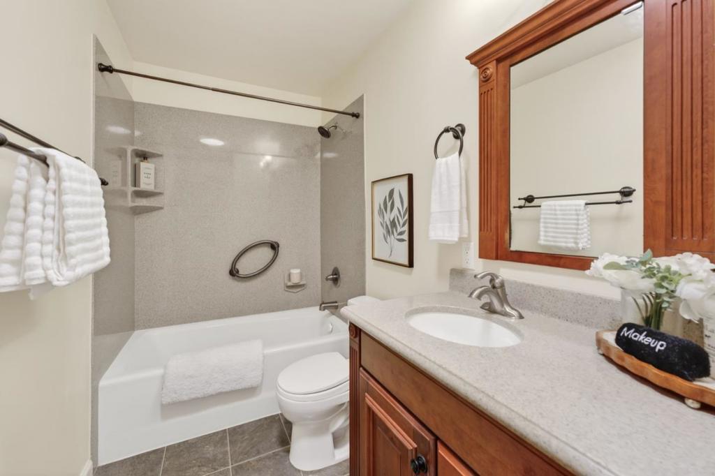 MLS #ML82040728 image #25