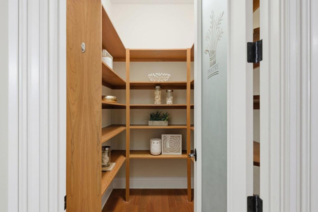 MLS #ML82040754 image #26