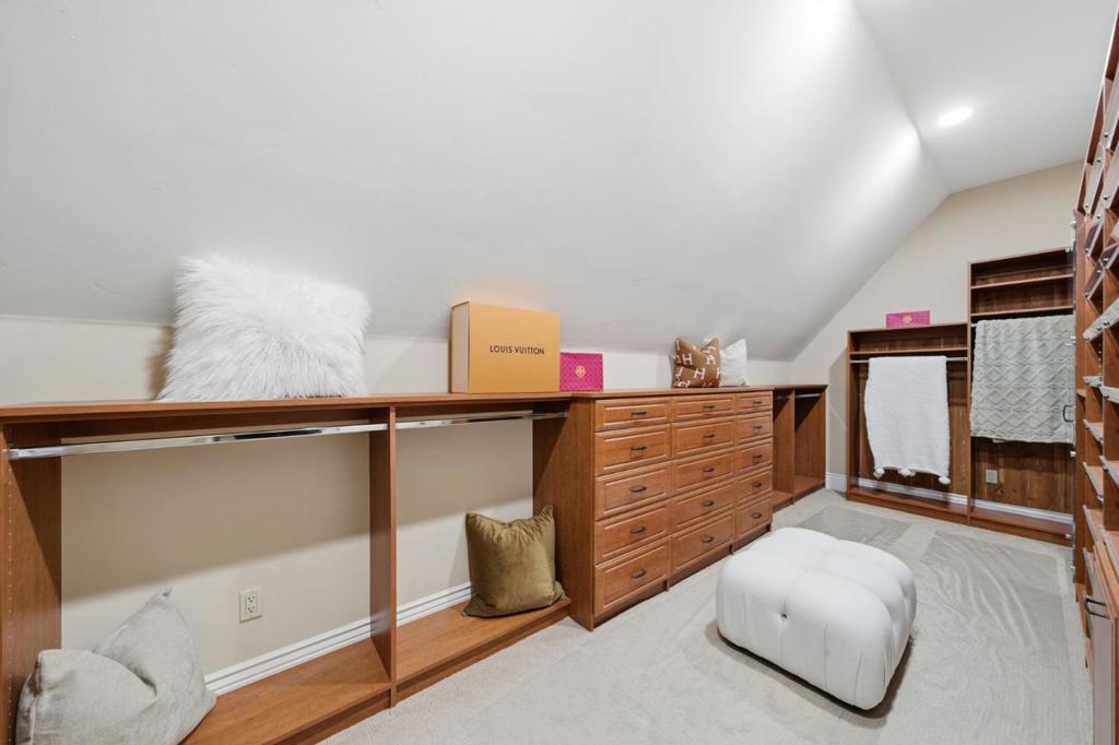 MLS #ML82040754 image #52