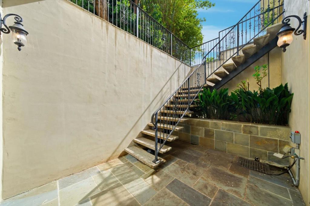 MLS #ML82040754 image #82