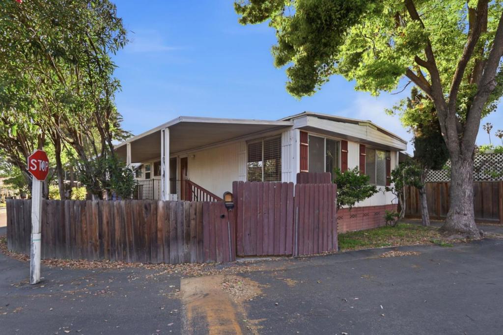 MLS #ML82029433 image #1