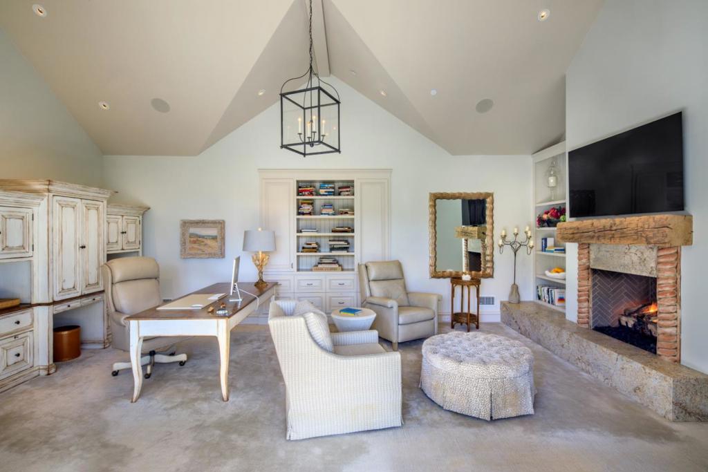 MLS #ML82040923 image #15