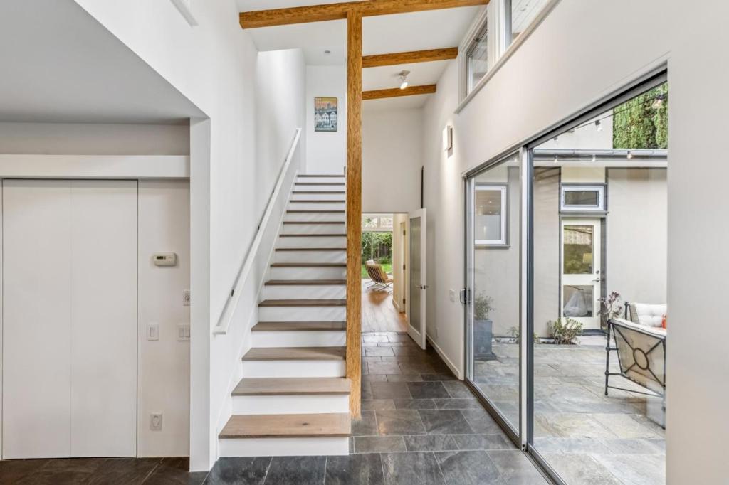 MLS #ML82041182 image #26