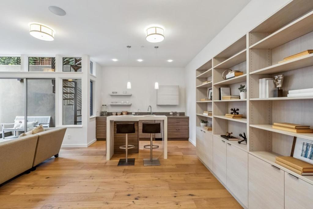 MLS #ML82041182 image #33